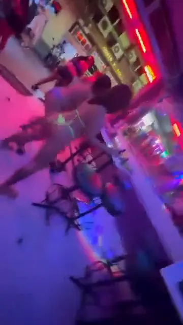 Mr. We Outside — everyday Pattaya moment 4